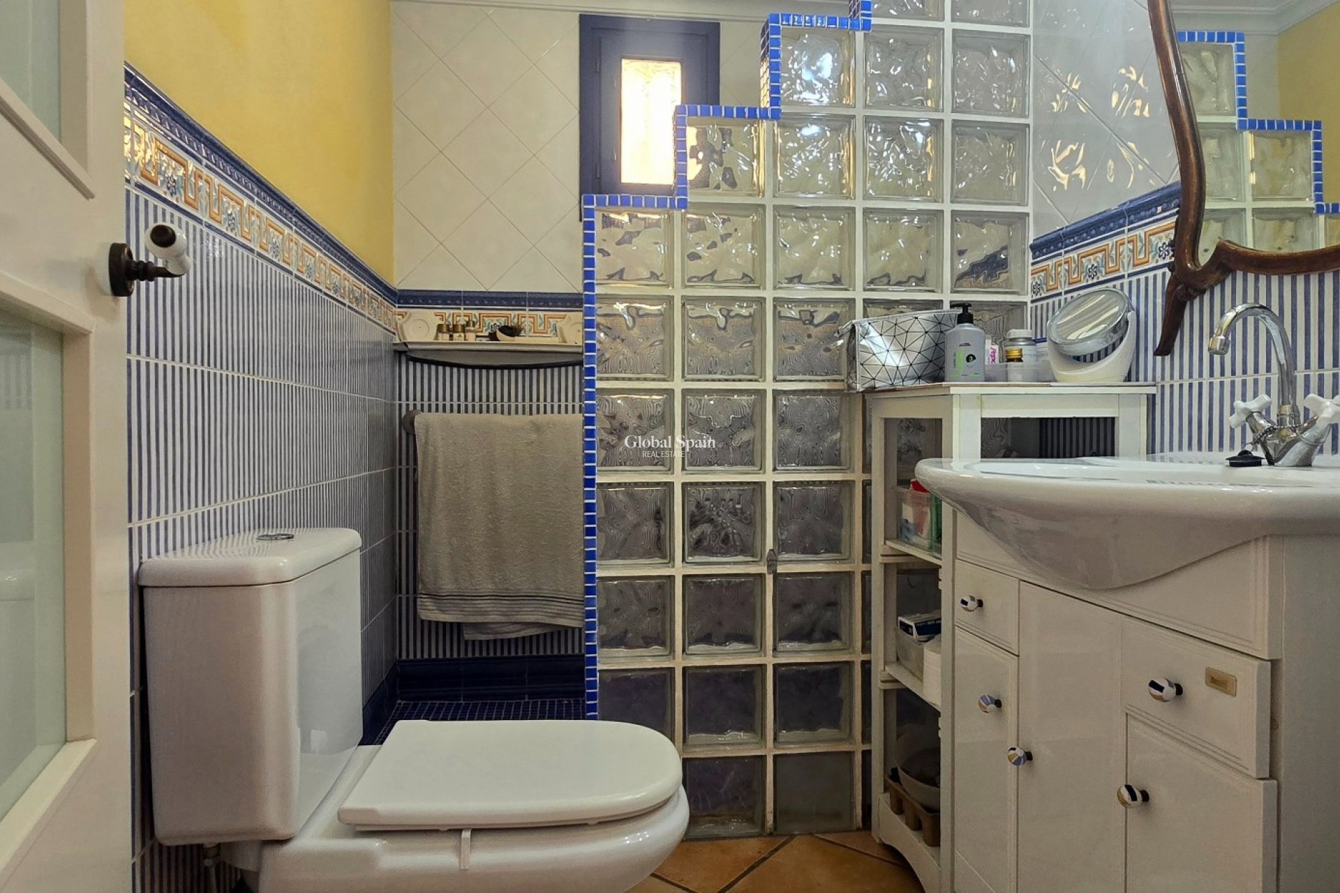 Wederverkoop - HUIS -
ALFAZ DEL PI