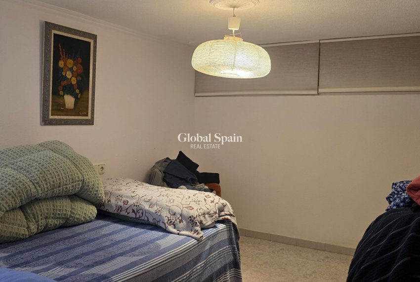 Wederverkoop - HUIS -
ALFAZ DEL PI