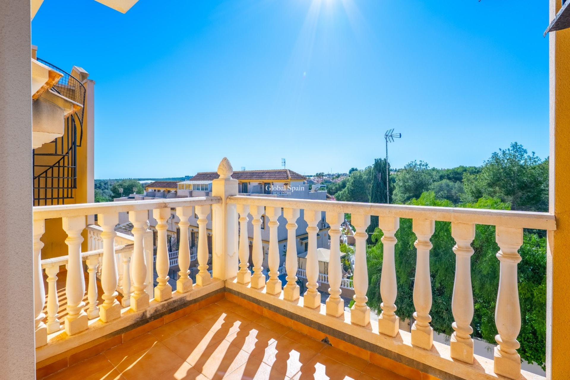 Wederverkoop - HUIS -
ALGORFA - Comunidad valenciana