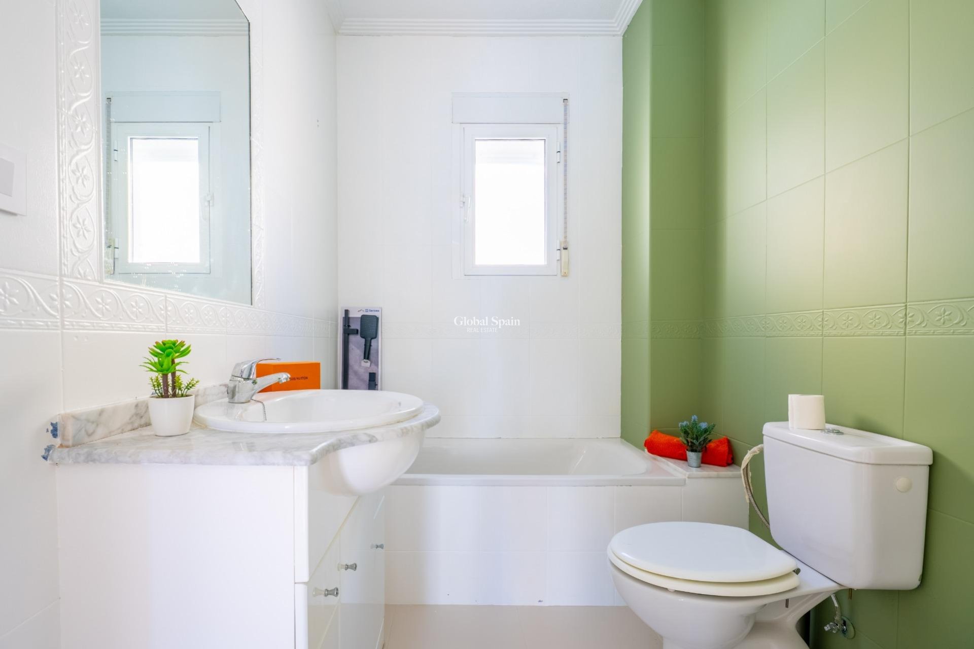 Wederverkoop - HUIS -
ALGORFA - Comunidad valenciana