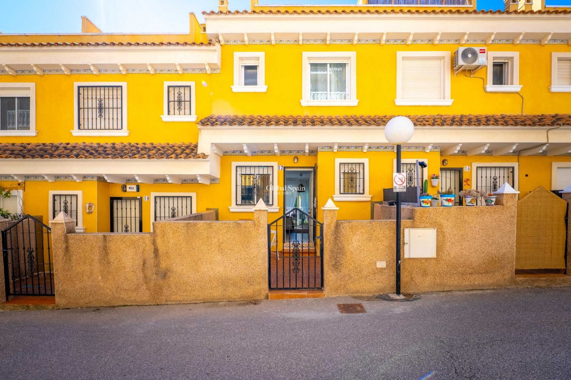 Wederverkoop - HUIS -
ALGORFA - Comunidad valenciana