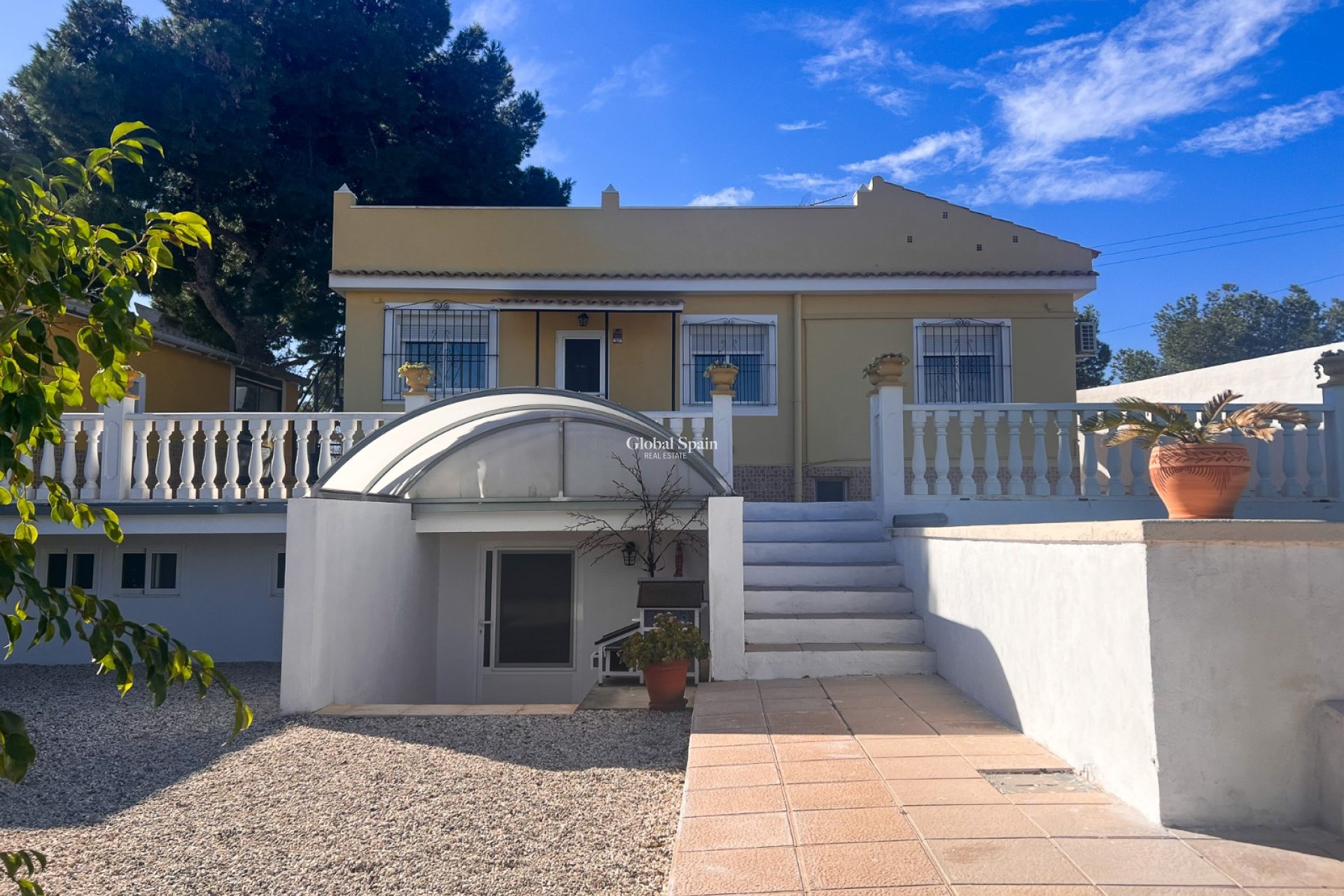 Wederverkoop - HUIS -
ALICANTE - Moralet - Cañada del Fenollar