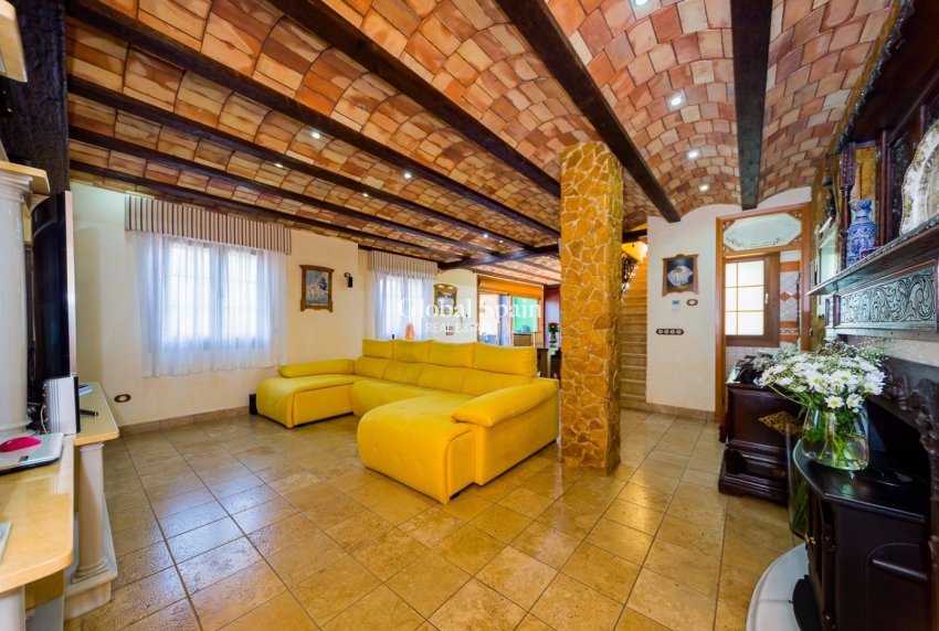 Wederverkoop - HUIS -
ALMORADÍ - Camino De Catral