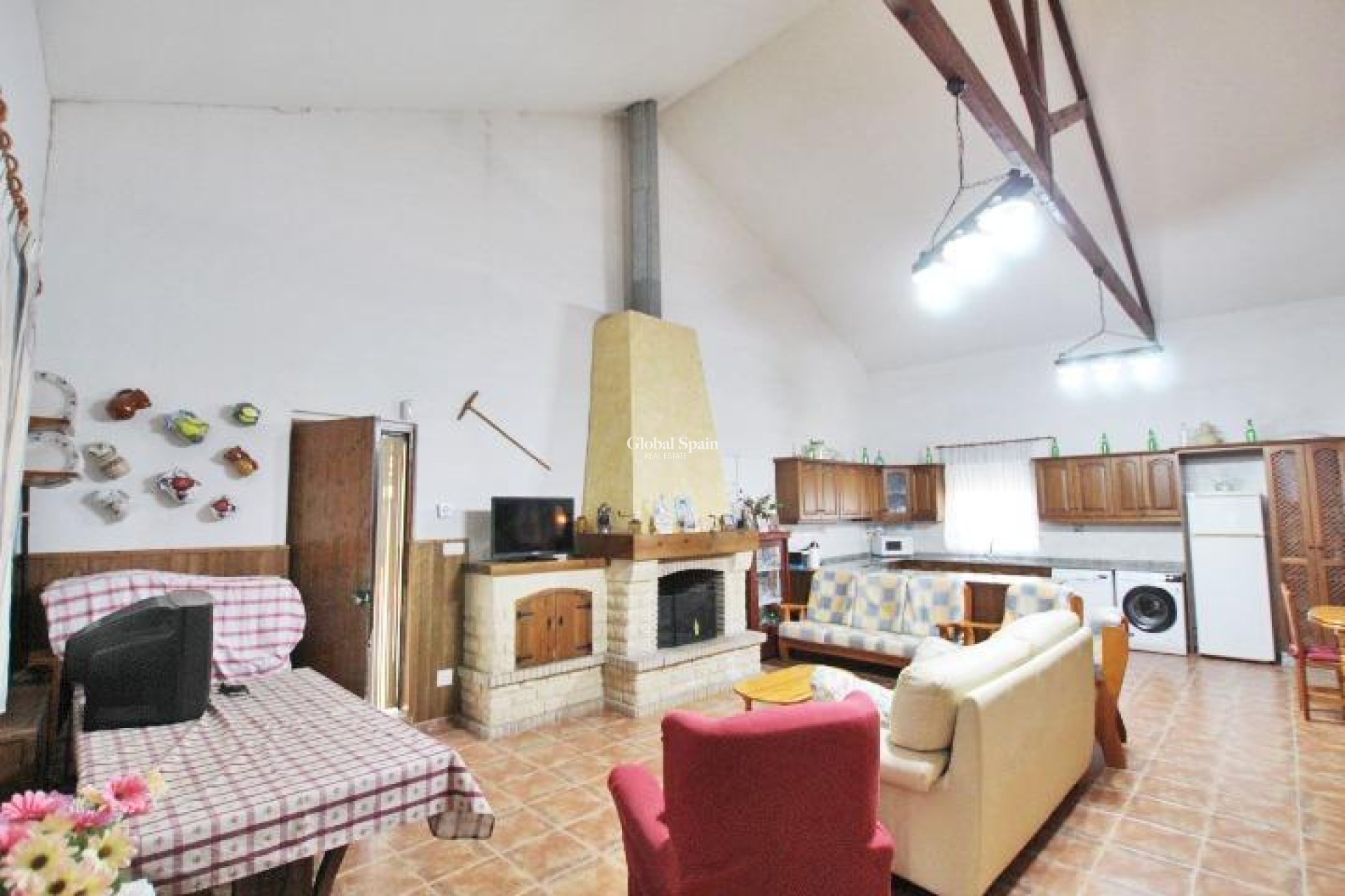 Wederverkoop - HUIS -
ALMORADÍ - Comunidad Valenciana