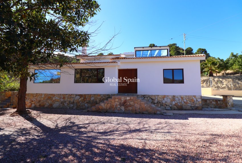 Wederverkoop - HUIS -
Aspe - Aspe - Country