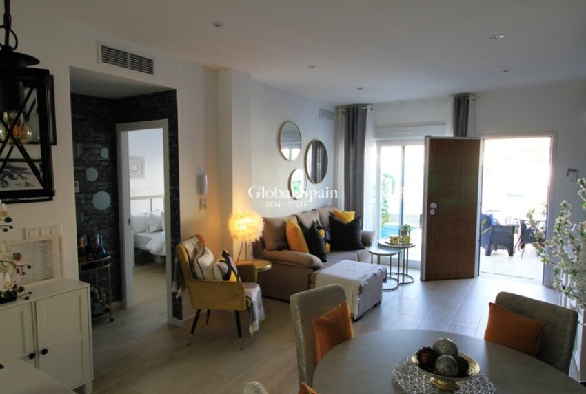 Wederverkoop - HUIS -
AVILESES - Costa Calida