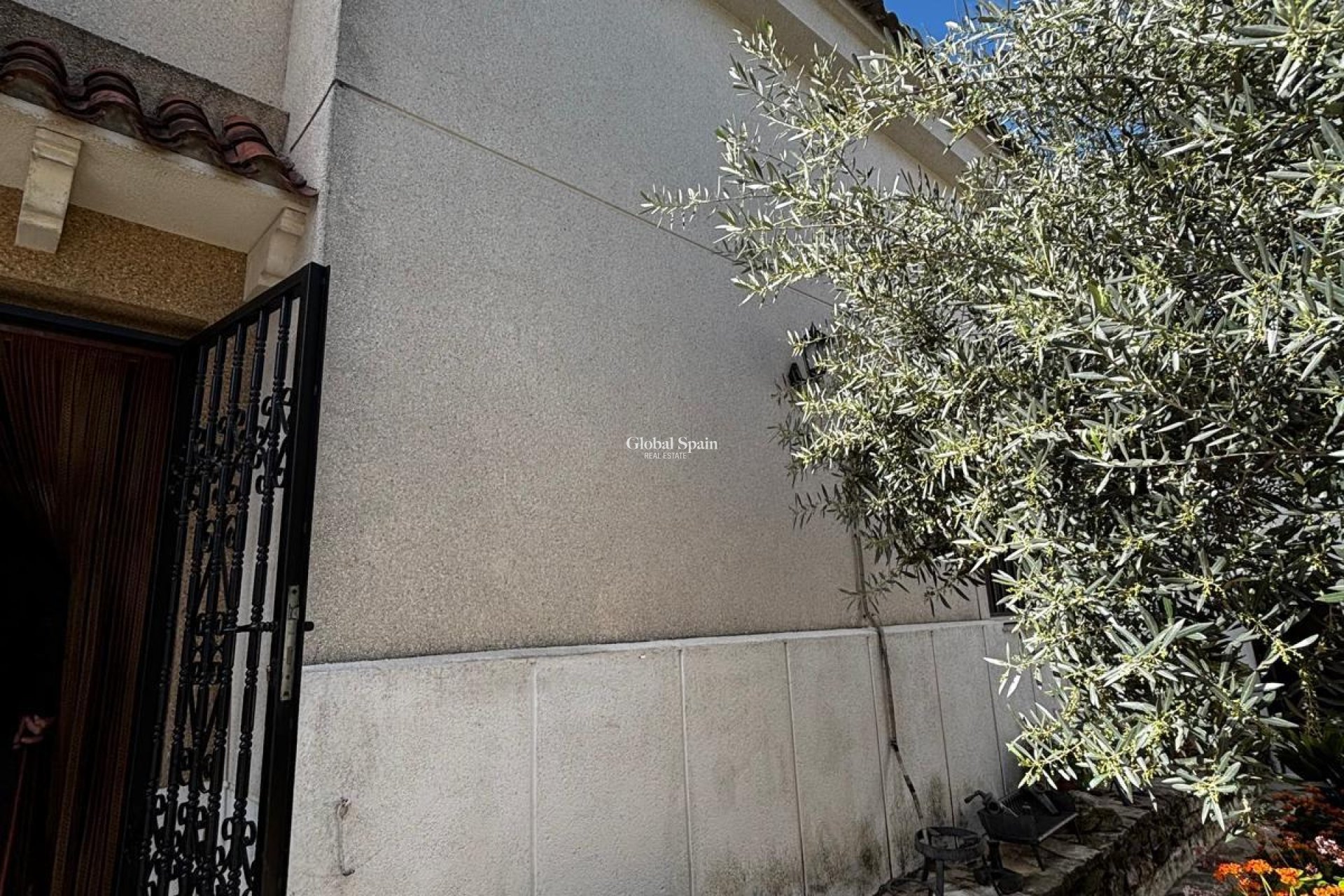 Wederverkoop - HUIS -
BENEJÚZAR - Comunidad Valenciana