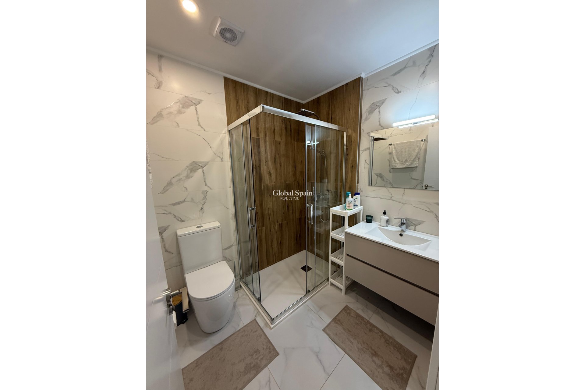 Wederverkoop - HUIS -
BENIDORM - Costa Blanca