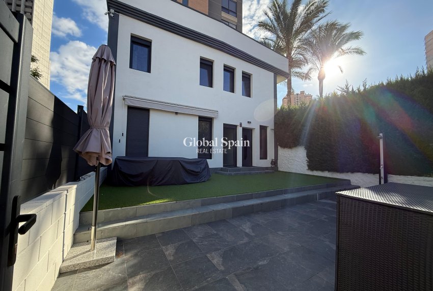 Wederverkoop - HUIS -
BENIDORM - Costa Blanca