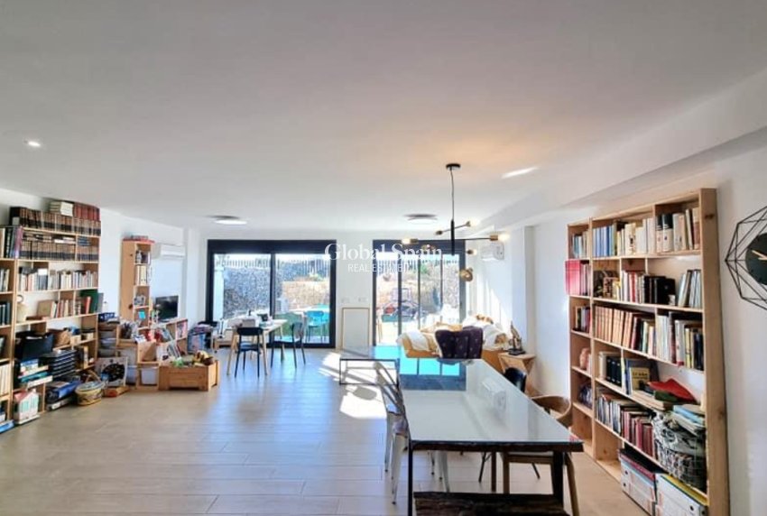 Wederverkoop - HUIS -
BENIDORM - Costa Blanca