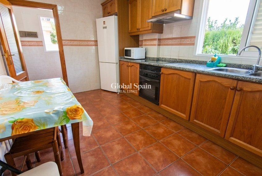 Wederverkoop - HUIS -
BENIDORM - Rincón de Loix