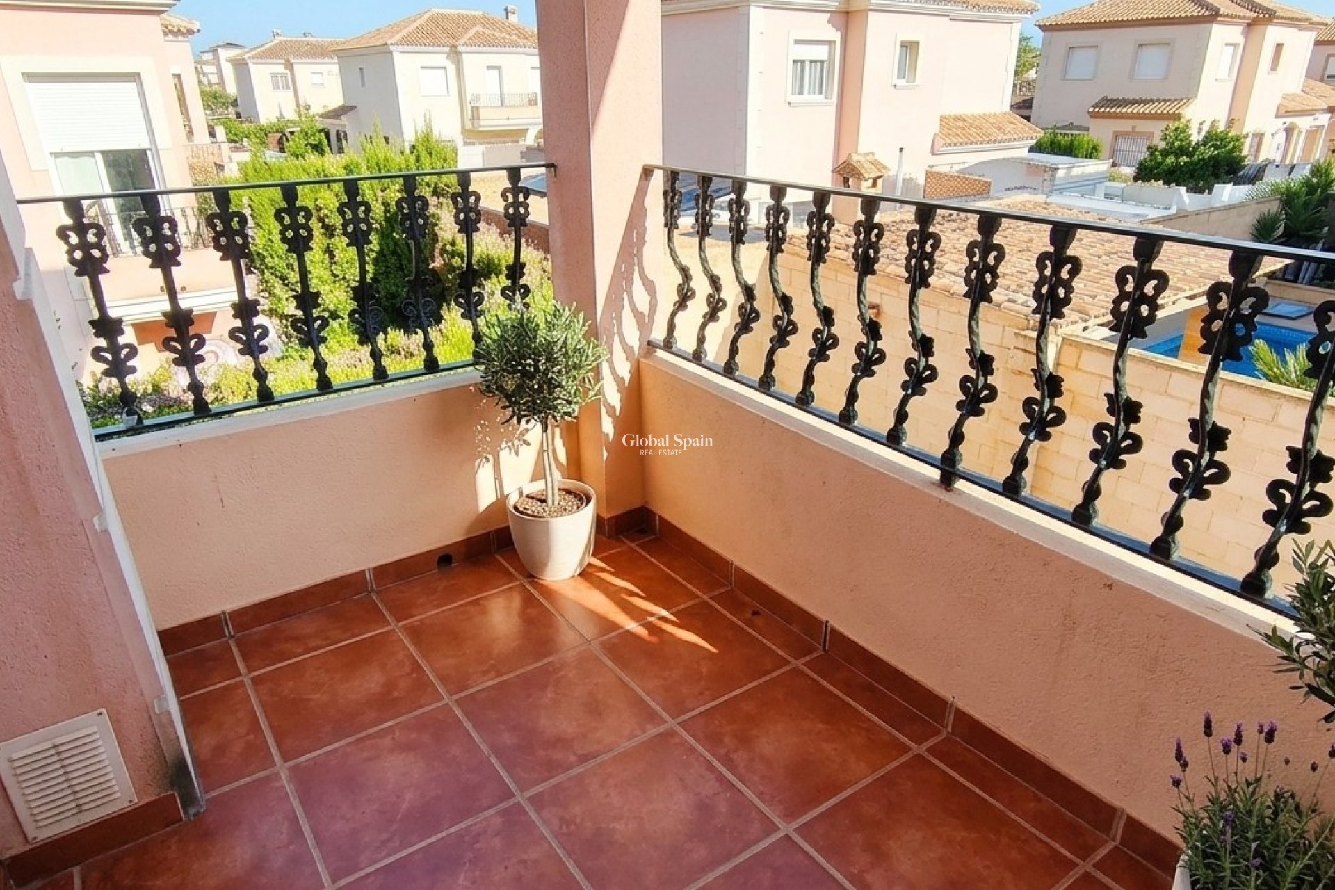 Wederverkoop - HUIS -
BENIDORM - Rincón de Loix