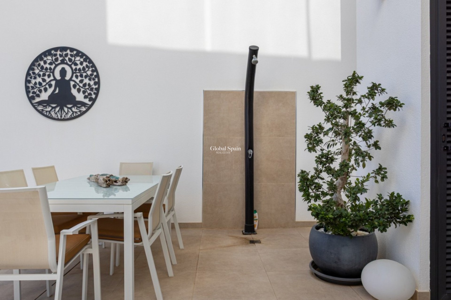 Wederverkoop - HUIS -
BENIJÓFAR - Costa Blanca