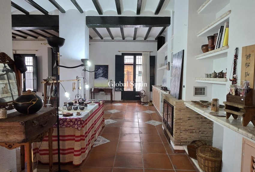 Wederverkoop - HUIS -
BENISSA - Benissa