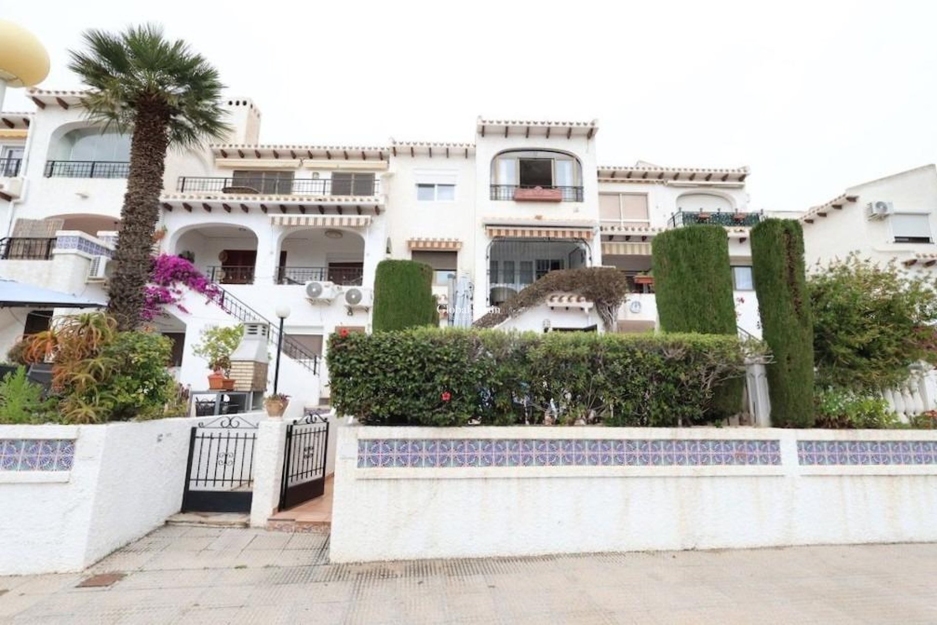 Wederverkoop - HUIS -
CABO ROIG - Costa Blanca