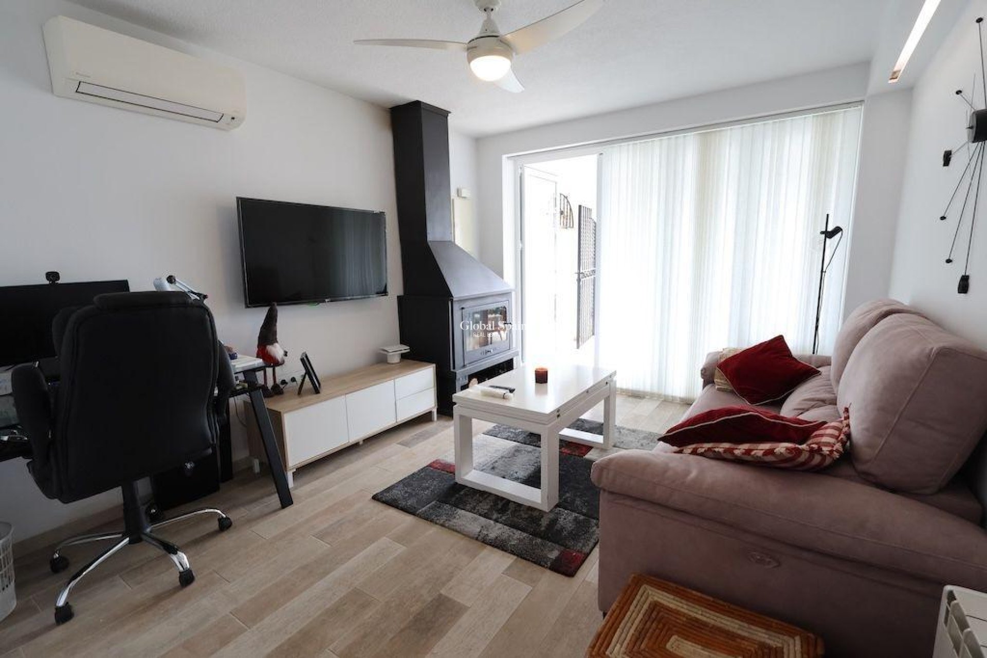 Wederverkoop - HUIS -
CABO ROIG - Costa Blanca