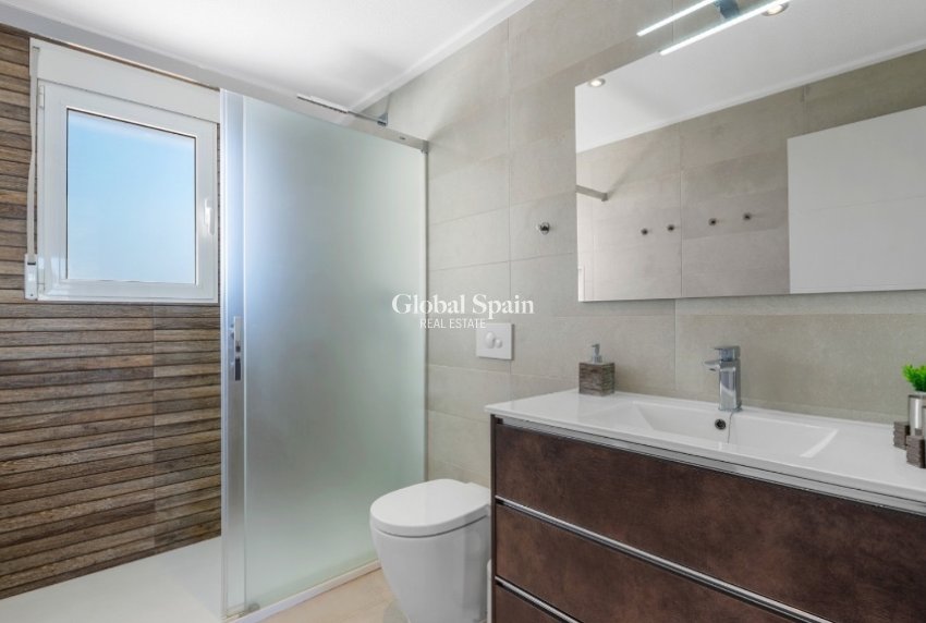 Wederverkoop - Huis -
CABO ROIG - Lomas de Cabo Roig