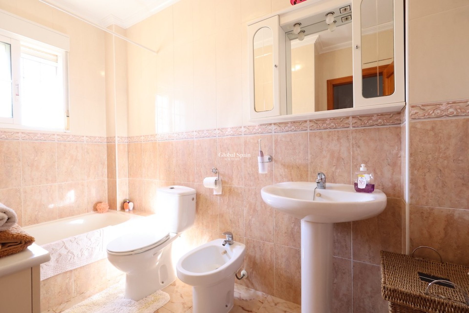 Wederverkoop - Huis -
CABO ROIG - Lomas de Cabo Roig