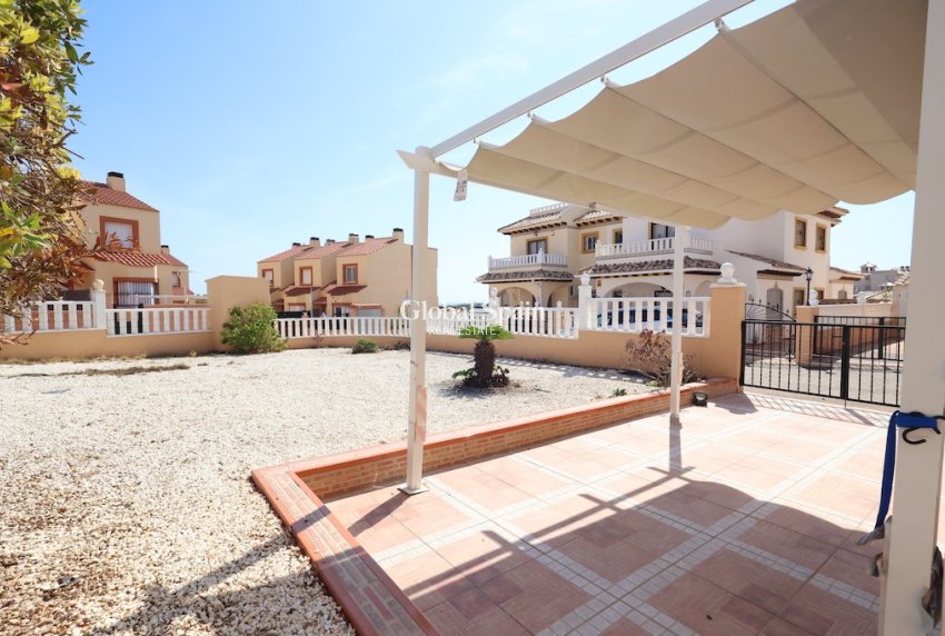 Wederverkoop - Huis -
CABO ROIG - Lomas de Cabo Roig