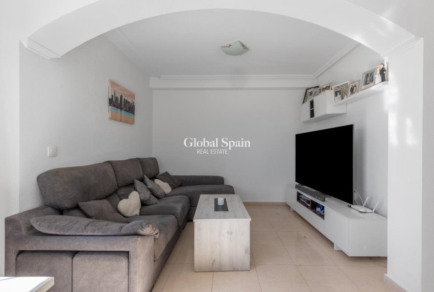 Wederverkoop - HUIS -
CABO ROIG - Lomas de Cabo Roig