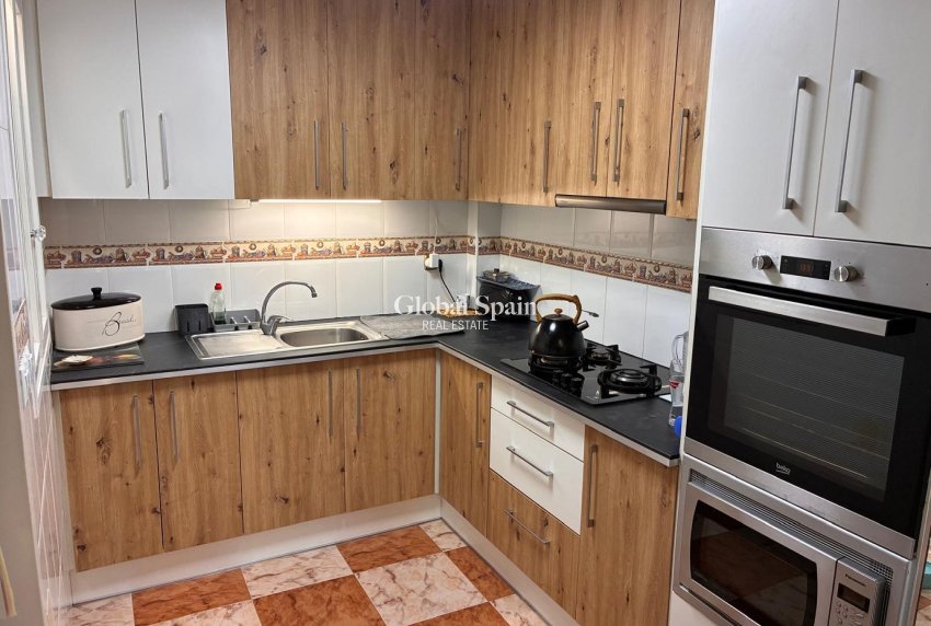 Wederverkoop - HUIS -
CABO ROIG - Lomas de Cabo Roig