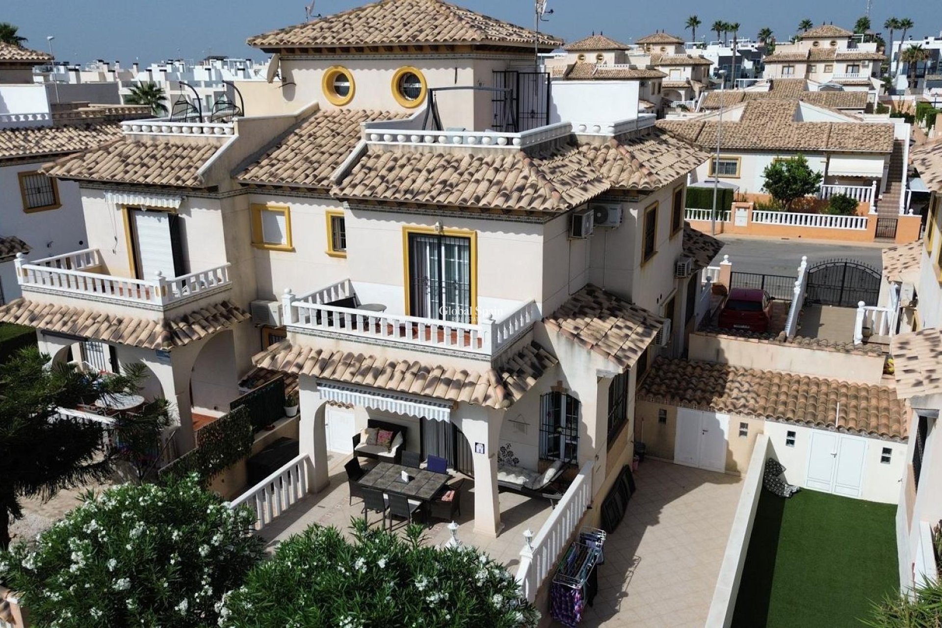 Wederverkoop - HUIS -
CABO ROIG - Lomas de Cabo Roig