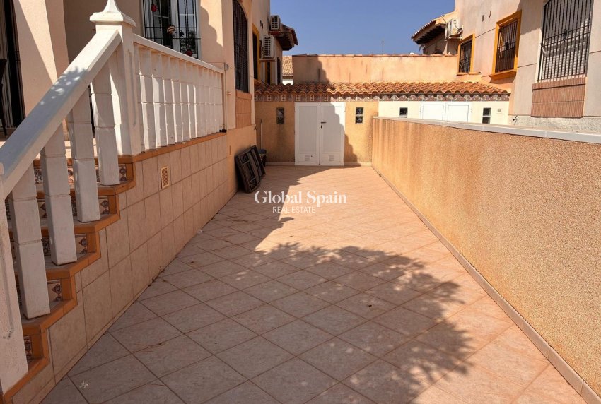 Wederverkoop - HUIS -
CABO ROIG - Lomas de Cabo Roig