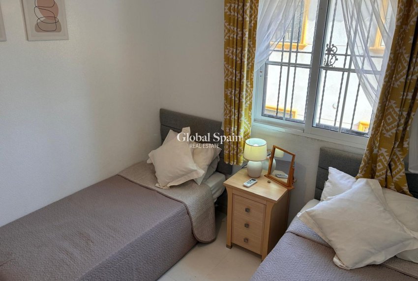 Wederverkoop - HUIS -
CABO ROIG - Lomas de Cabo Roig