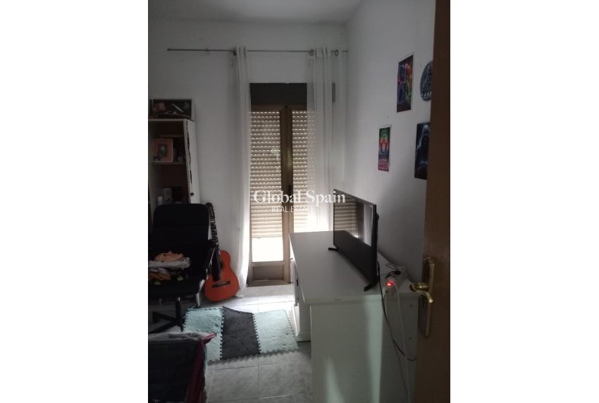 Wederverkoop - HUIS -
CALLOSA D'EN SARRIÀ - Callosa De Ensarrià