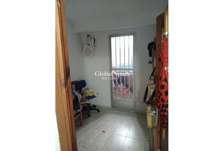 Wederverkoop - HUIS -
CALLOSA D'EN SARRIÀ - Callosa De Ensarrià