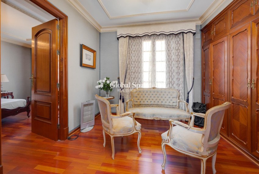 Wederverkoop - HUIS -
CALLOSA DEL SEGURA - Comunidad Valenciana