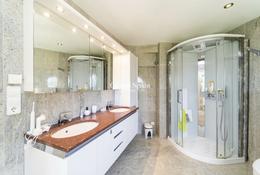 Wederverkoop - HUIS -
CALPE - Costa Blanca