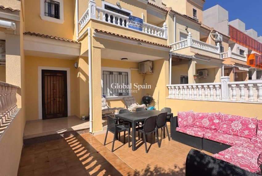 Wederverkoop - HUIS -
CAMPOAMOR - Costa Blanca