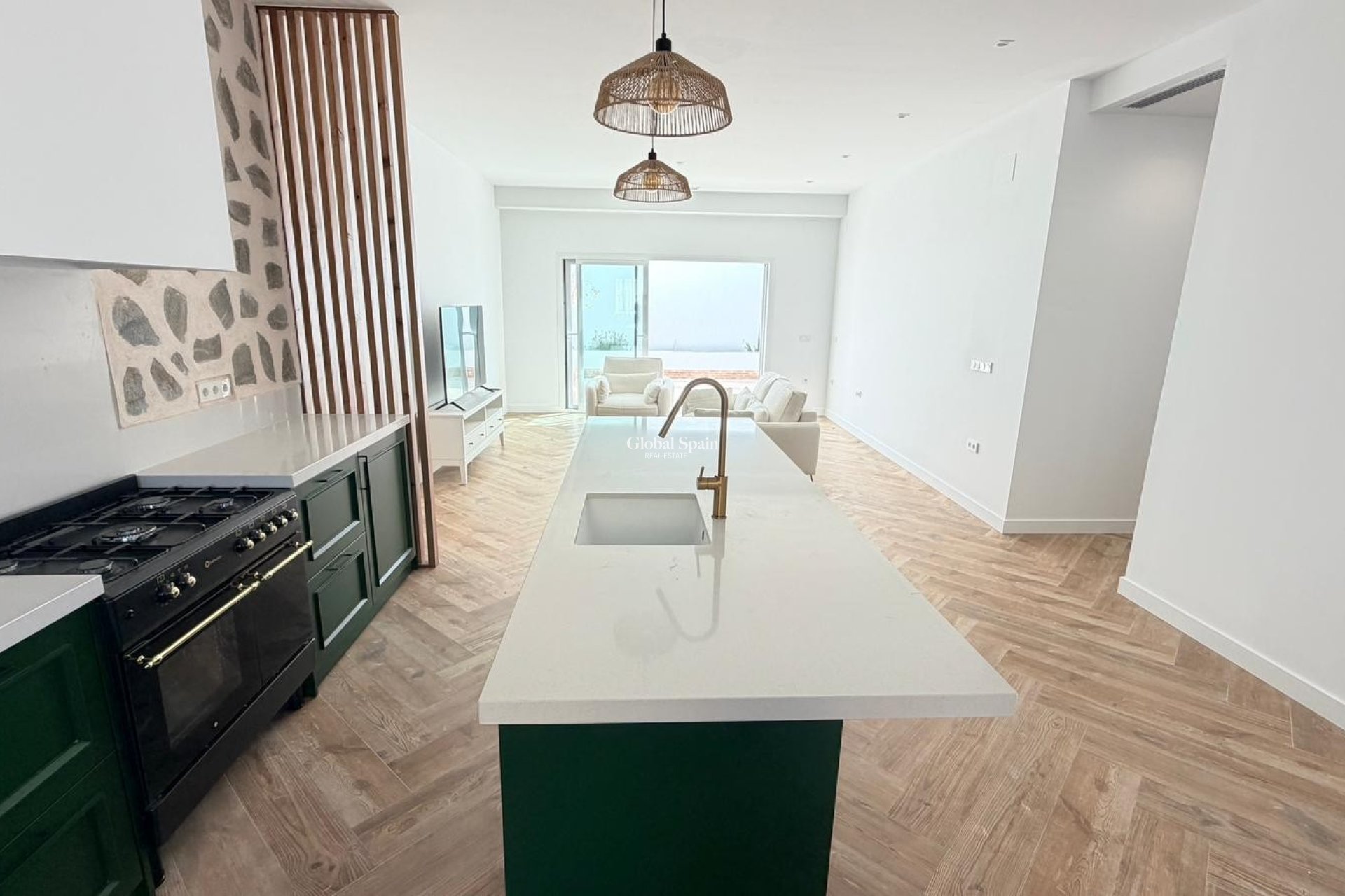 Wederverkoop - HUIS -
CATRAL - Costa Blanca