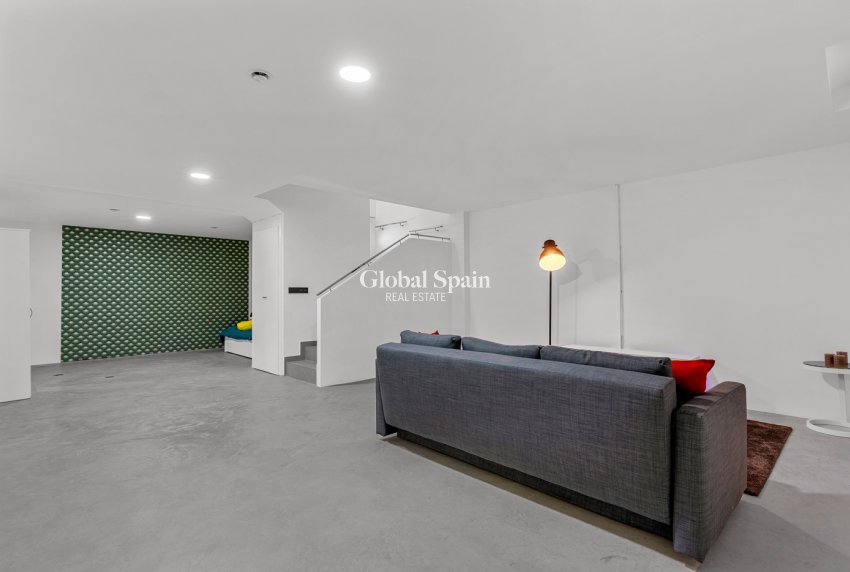 Wederverkoop - HUIS -
CIUDAD QUESADA - Costa Blanca South