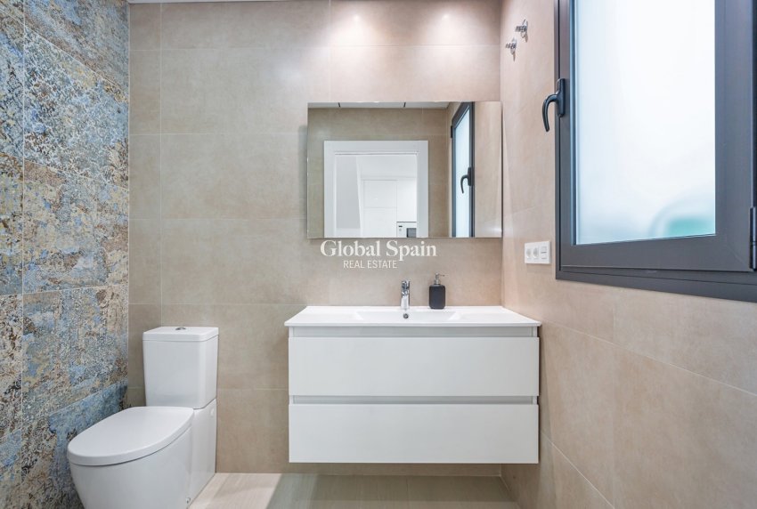 Wederverkoop - HUIS -
CIUDAD QUESADA - Costa Blanca South