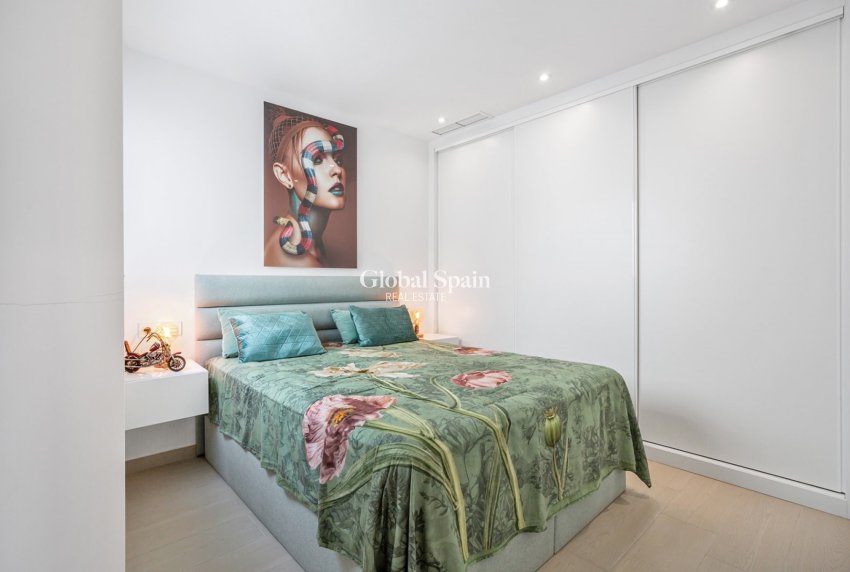 Wederverkoop - HUIS -
CIUDAD QUESADA - Costa Blanca South