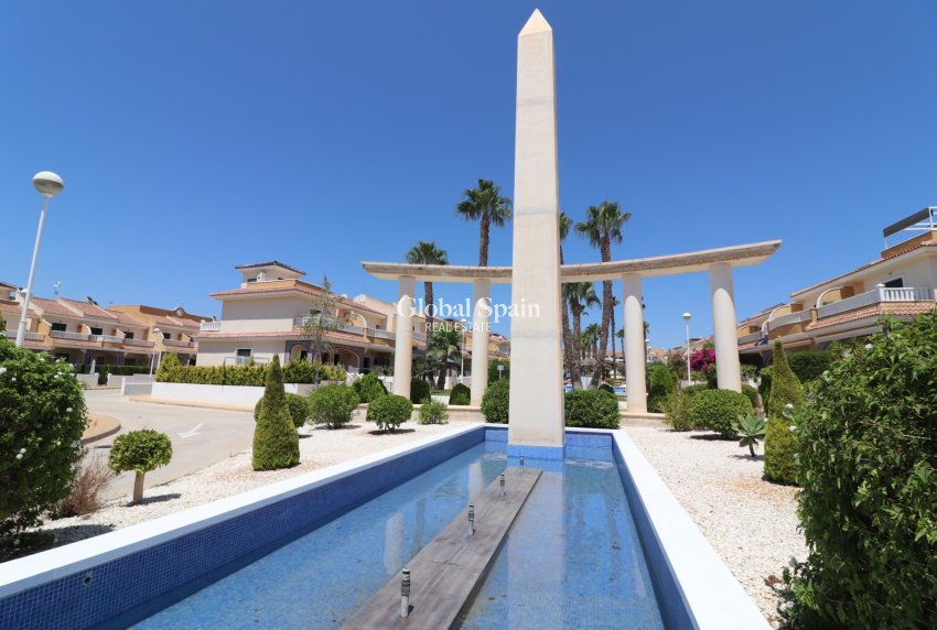 Wederverkoop - HUIS -
Ciudad Quesada - Doña Pepa