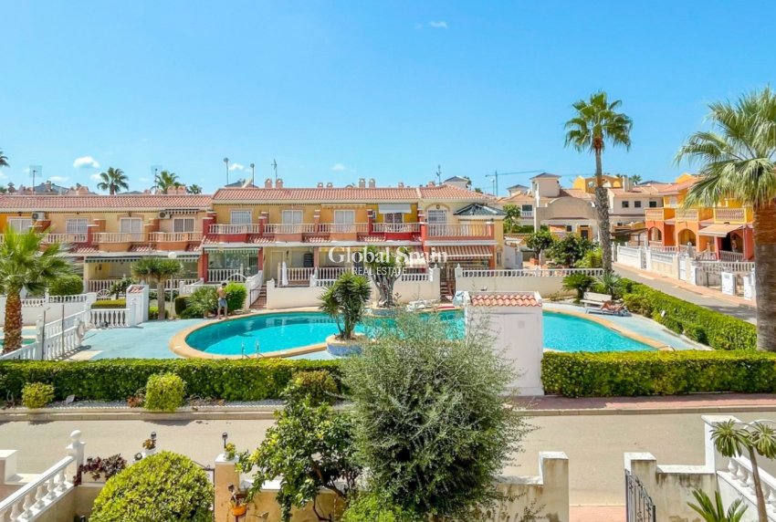 Wederverkoop - HUIS -
CIUDAD QUESADA - Doña Pepa