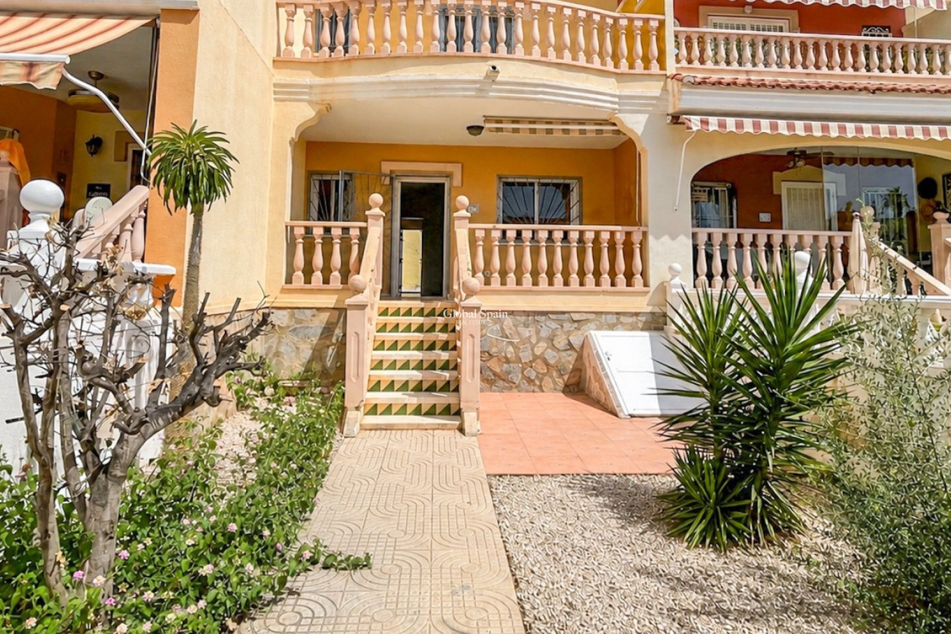 Wederverkoop - HUIS -
CIUDAD QUESADA - Doña Pepa