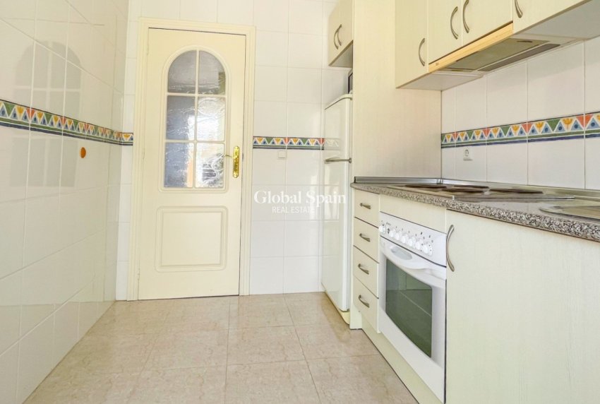 Wederverkoop - HUIS -
CIUDAD QUESADA - Doña Pepa