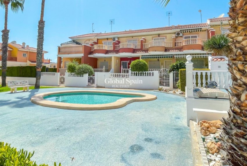 Wederverkoop - HUIS -
CIUDAD QUESADA - Doña Pepa