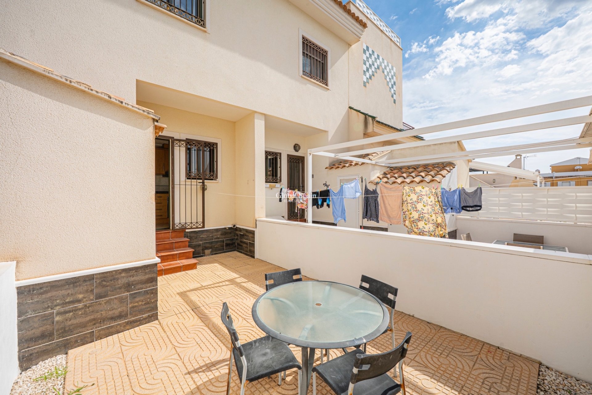 Wederverkoop - HUIS -
CIUDAD QUESADA - Lo Marabú