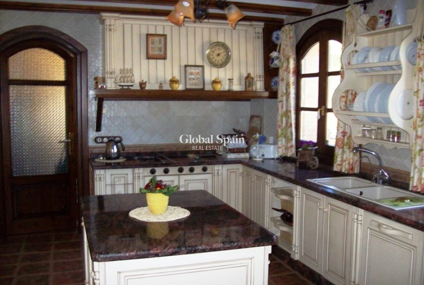 Wederverkoop - HUIS -
Ciudad Quesada - Lo Pepin