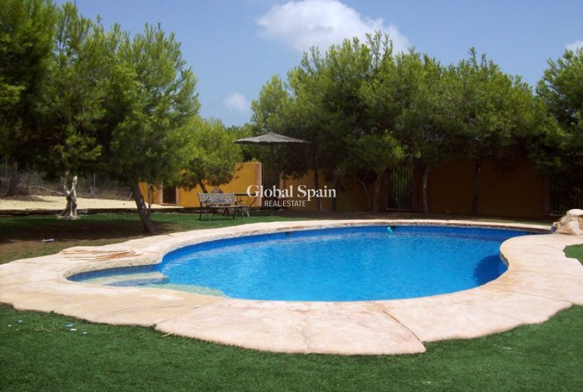 Wederverkoop - HUIS -
Ciudad Quesada - Lo Pepin