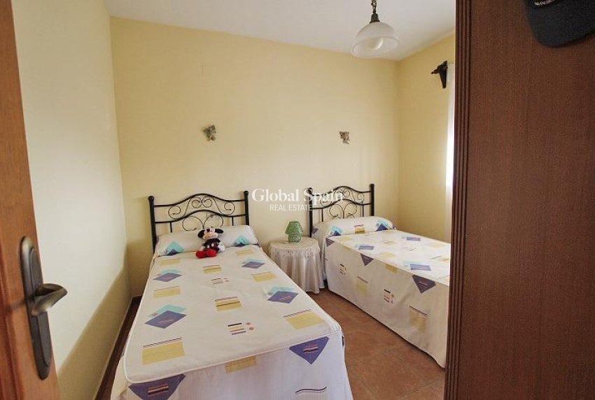 Wederverkoop - HUIS -
DAYA NUEVA - Comunidad valenciana