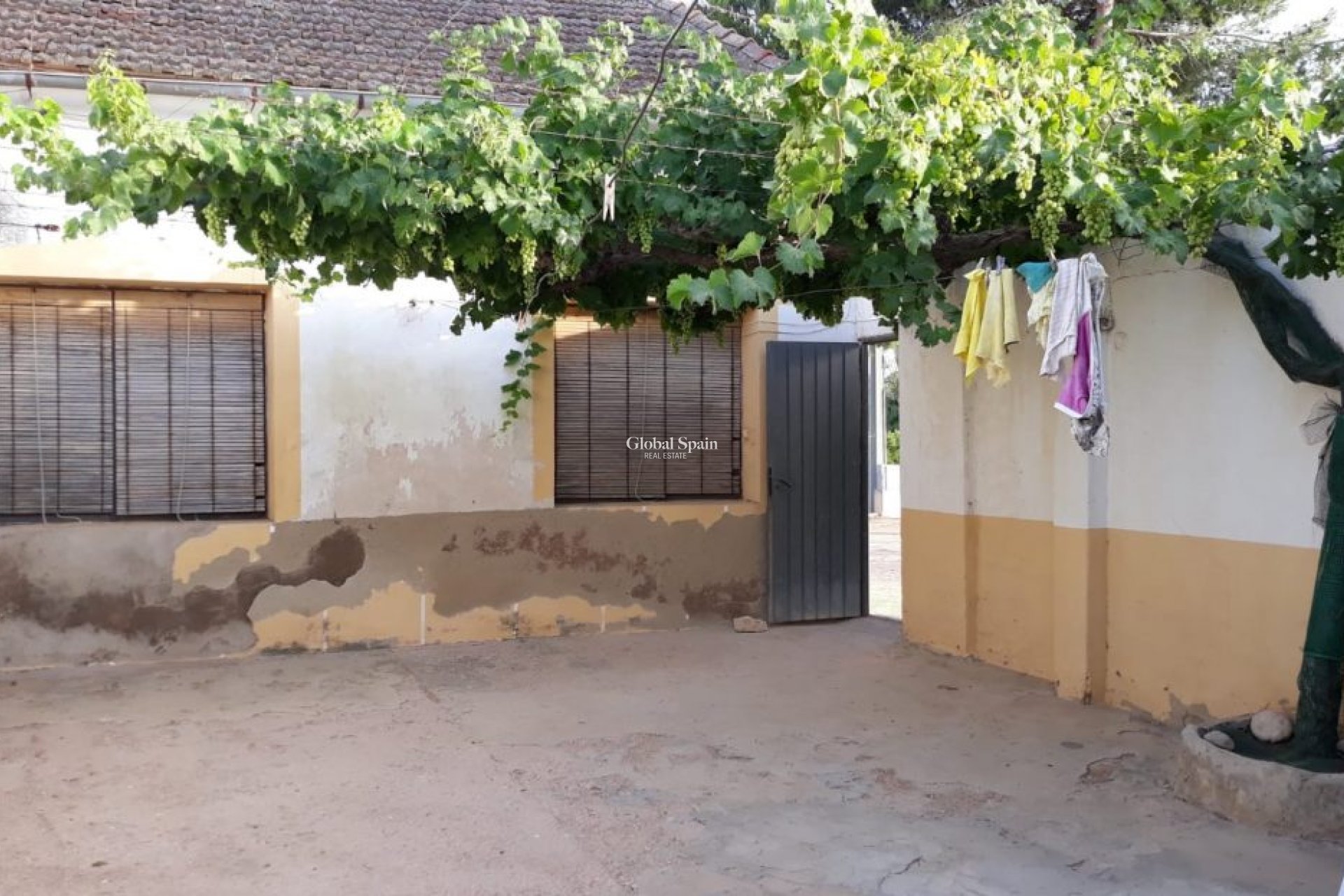 Wederverkoop - HUIS -
DAYA NUEVA - Costa Blanca