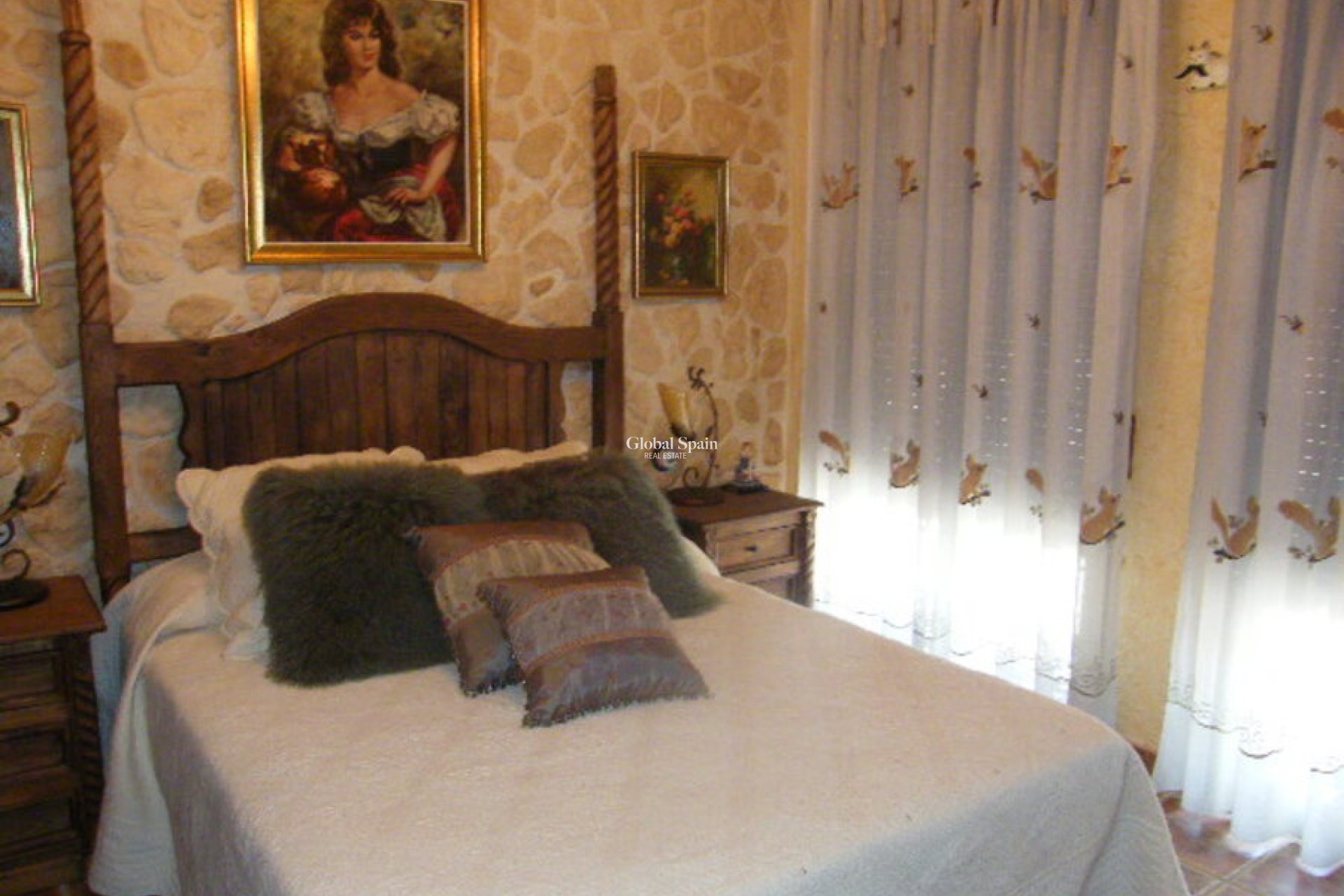 Wederverkoop - HUIS -
DAYA NUEVA - Costa Blanca