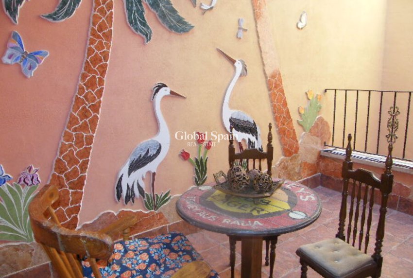 Wederverkoop - HUIS -
DAYA NUEVA - Costa Blanca