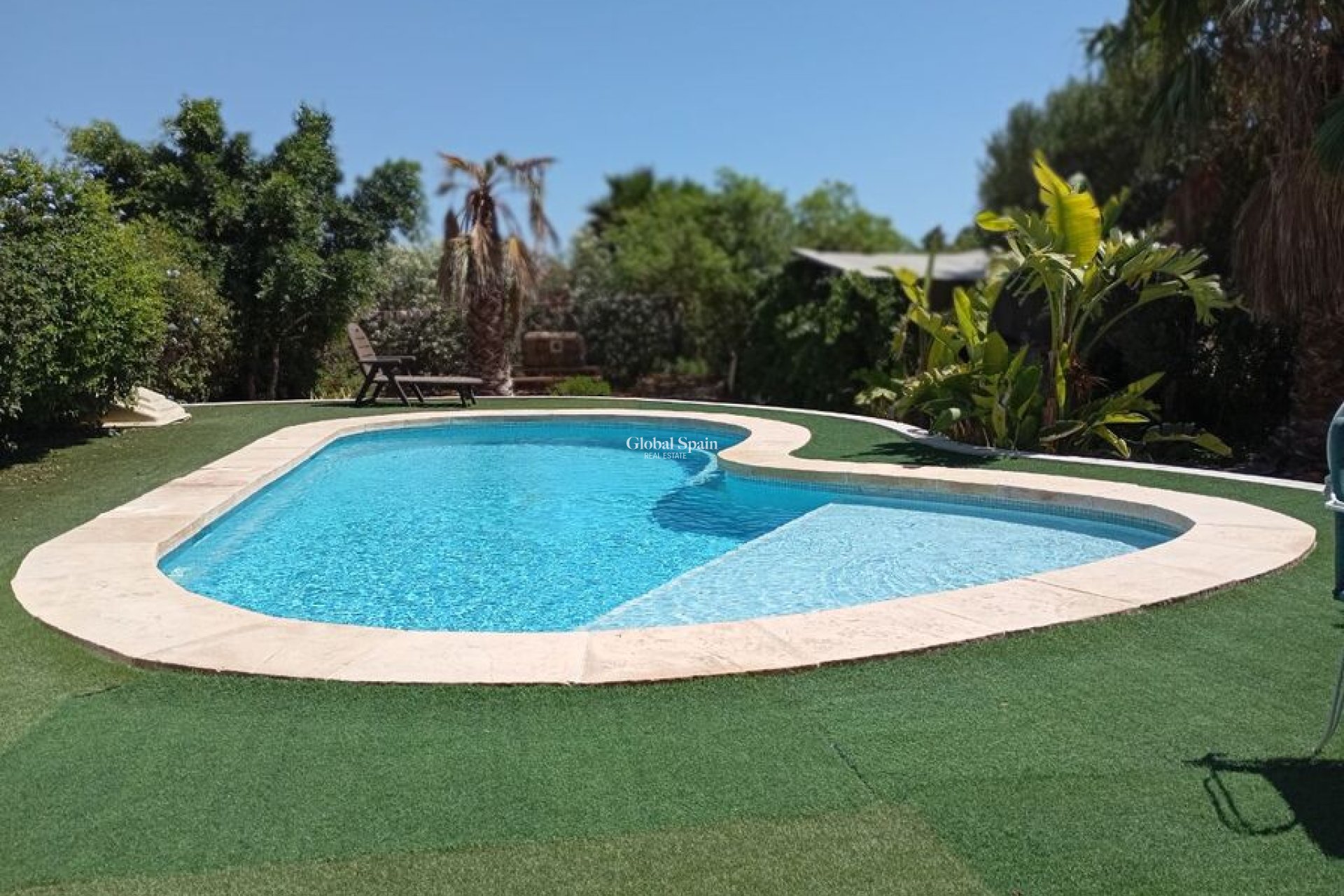 Wederverkoop - HUIS -
DAYA NUEVA - Costa Blanca